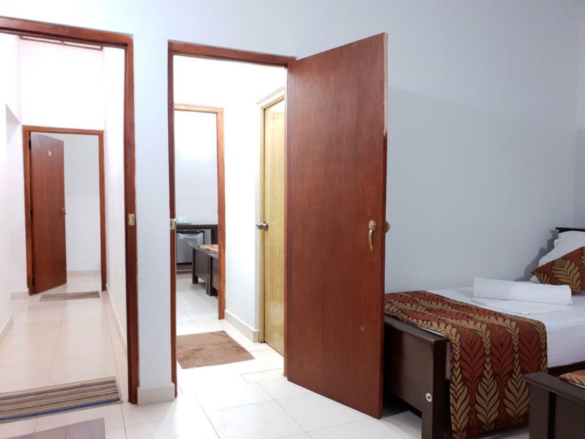A And D Holiday Inn Anuradhapura Exterior foto